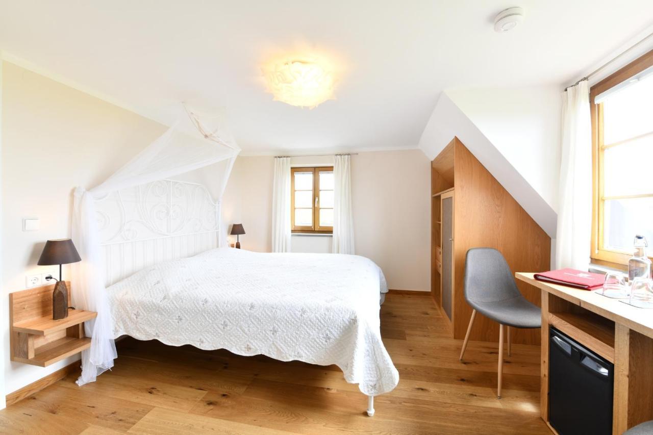 Hotel Montfort-Schloessle Lindau  Extérieur photo