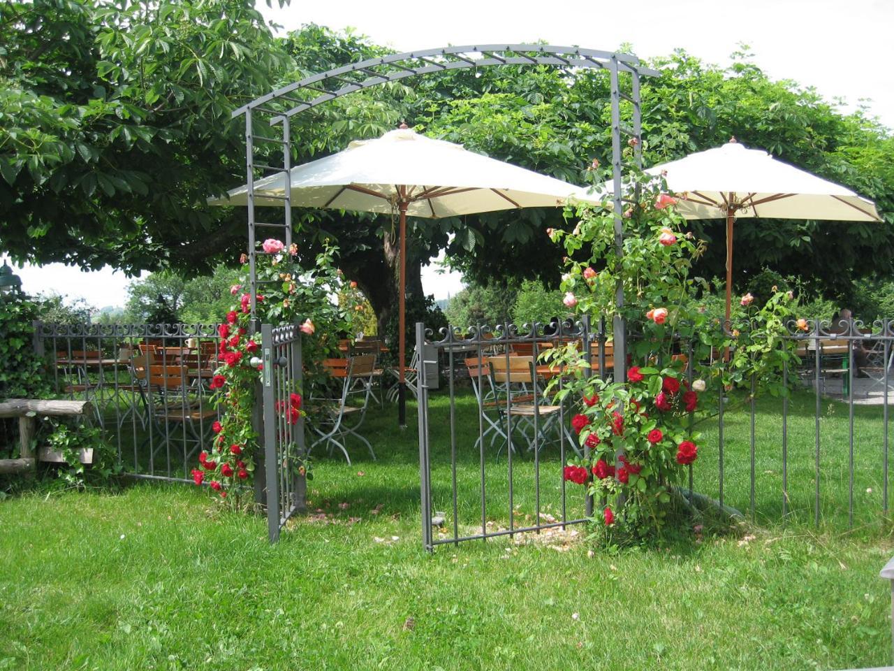 Hotel Montfort-Schloessle Lindau  Extérieur photo
